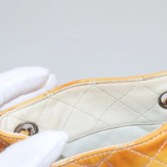 CHANEL Matelasse Chain Shoulder Bag Enamel Yellow CC Auth 106418 - Picture 12 of 16